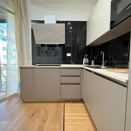 Strozzi Moderno Apartment *