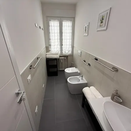 Strozzi Moderno Apartment